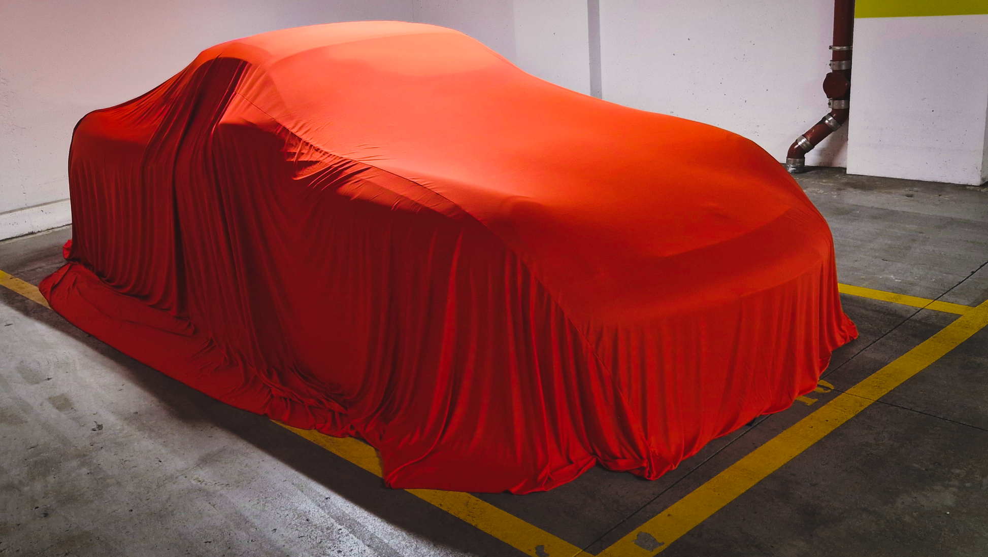 Drap showroom premium rouge